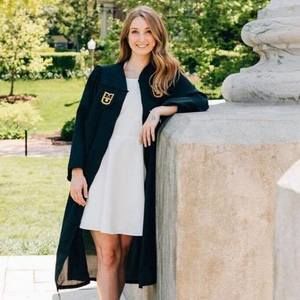 Meet your Posher, Alison